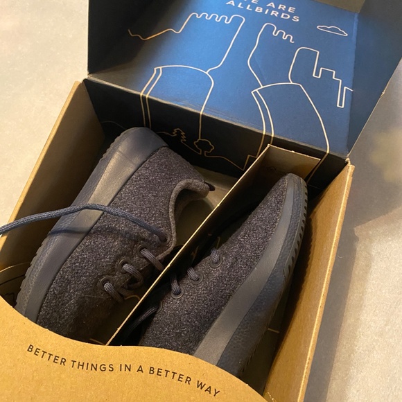 Allbirds Women's Wool Runner Mizzles Savanna Night (Navy Sole) - Picture 4 of 8